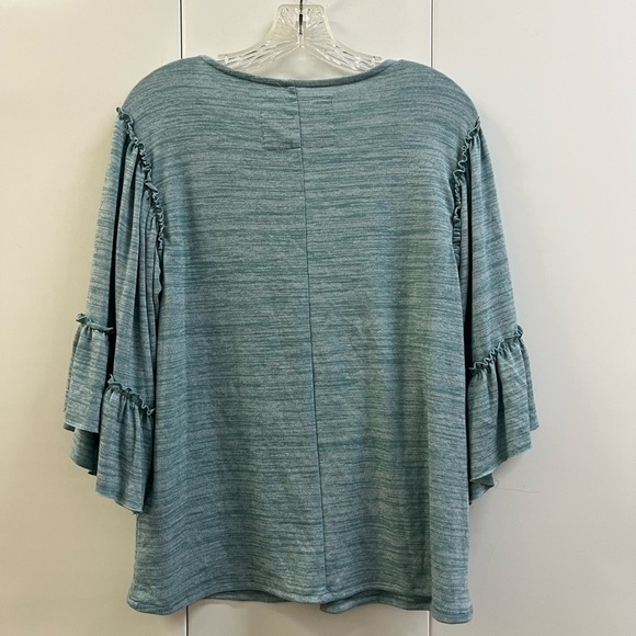 Like New Cupio Soft Blouse with Bell Sleeves - Picture 3 of 4